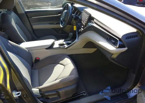 2022 Toyota Camry Le из США, поврежденный, VIN 4T1C11AK7NU644087